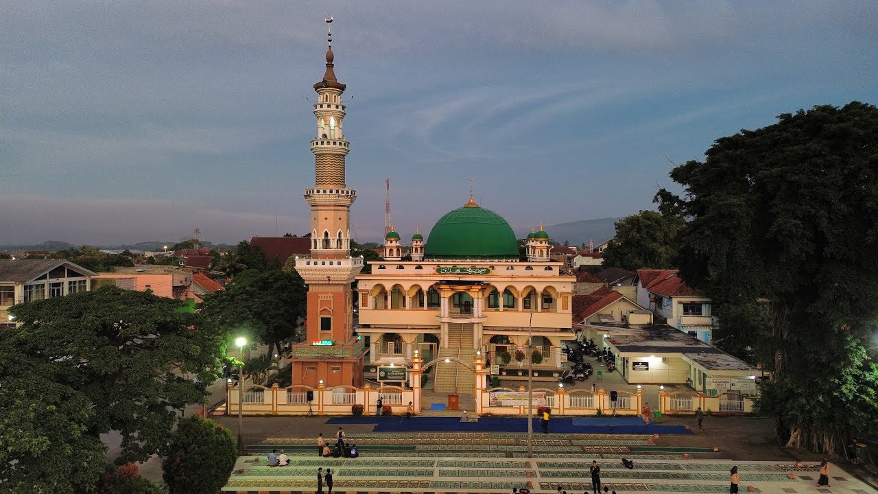 MASJID SEBAGAI SIMPUL KOLEKTIFITAS (Perayaan Iedul Adha - Iedul Qurba 1446 H.)