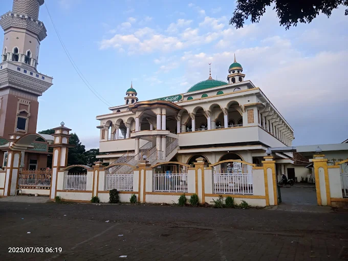 Web Official Masjid Besar Mujahidin Majenang